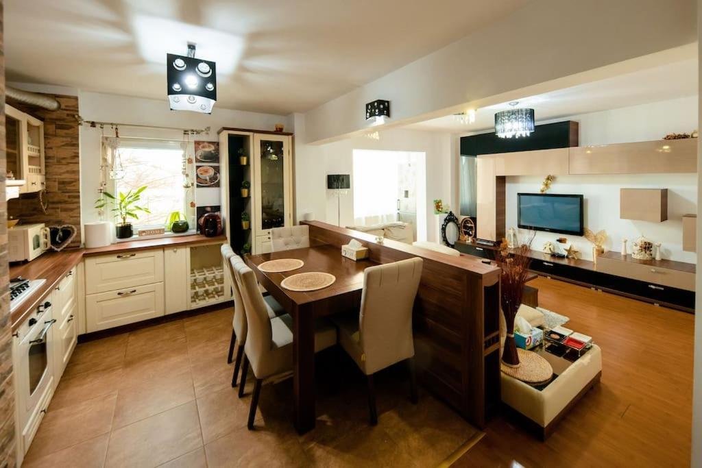 Apartament Lux Crialy - 75 M2 - Free Parking Timisoara Luaran gambar