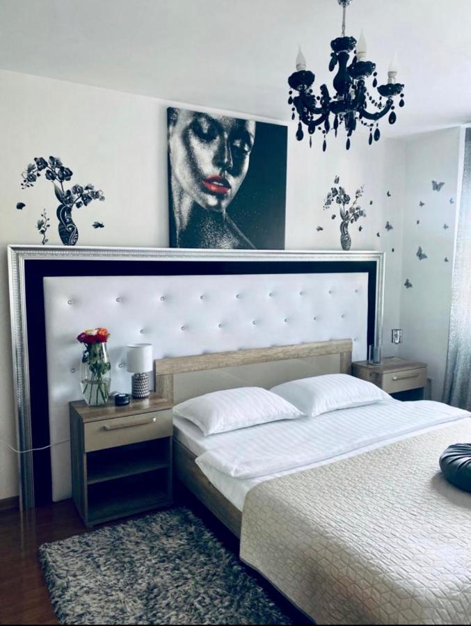 Apartament Lux Crialy - 75 M2 - Free Parking Timisoara Luaran gambar
